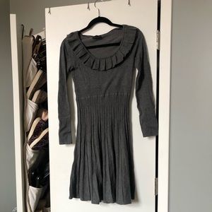 Mac and Cleo grey dress Size Small
